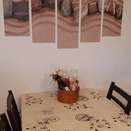 Apartment Слънчев Апартамент Relax Near The Beach With Private Parking
