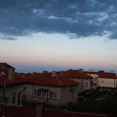 Слънчев Апартамент Relax Near The Beach With Private Parking * Varna